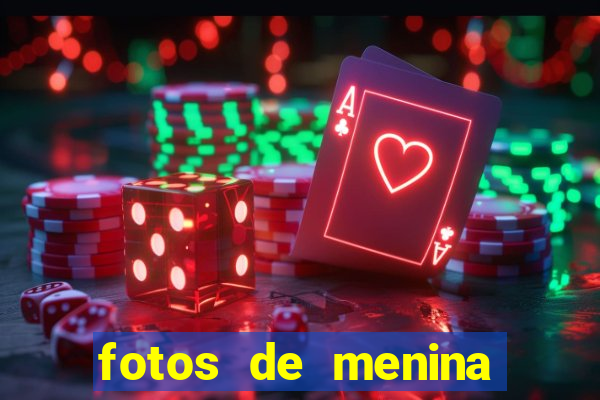fotos de menina fake cacheada